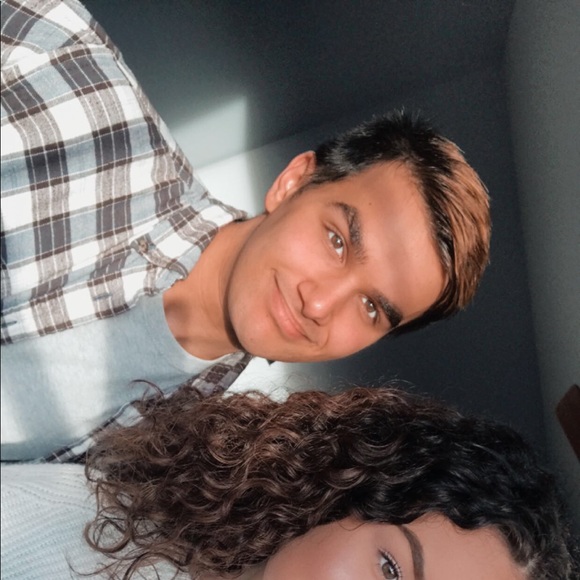 Meet your Posher, Joshua - Picture 2 of 2